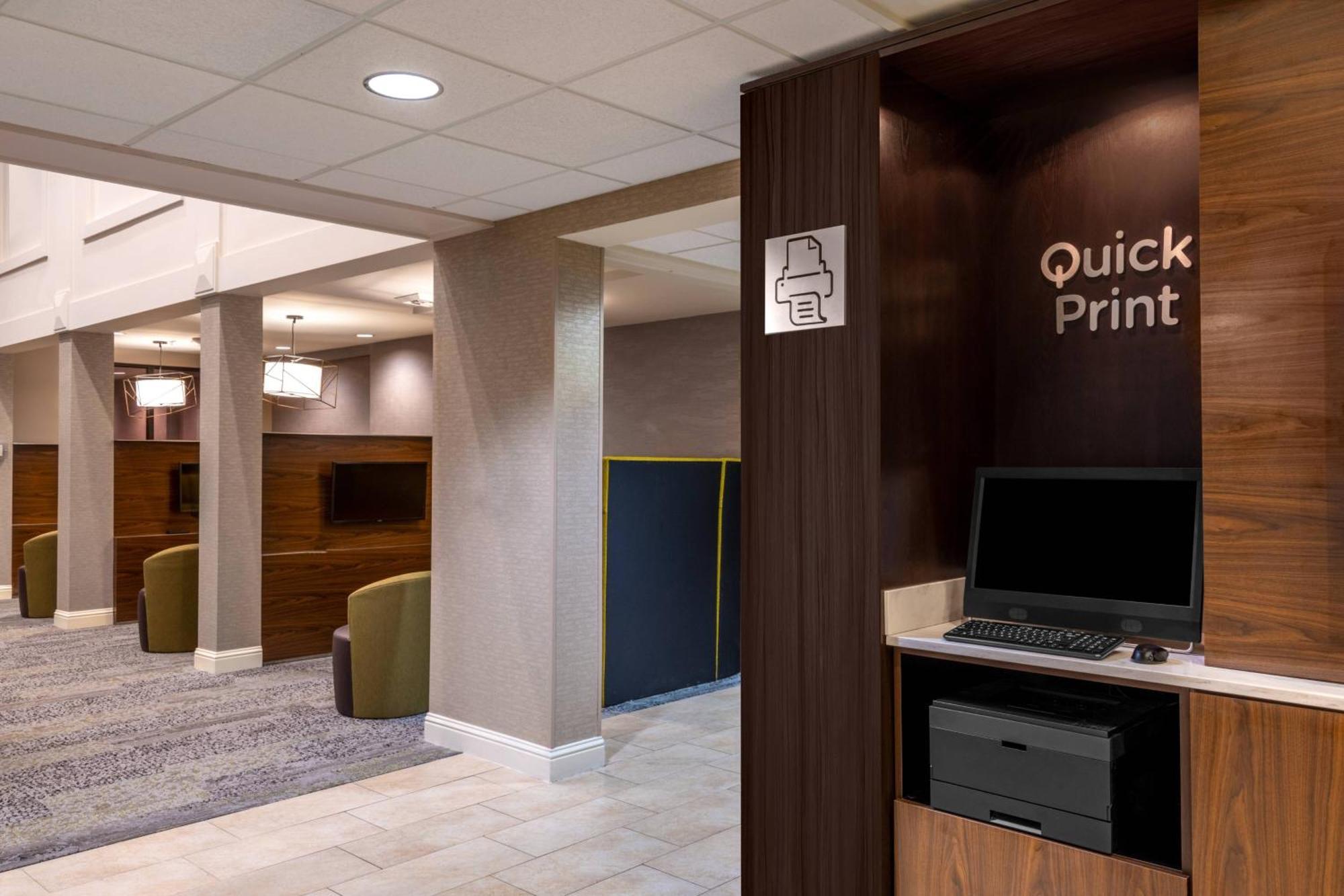 Courtyard By Marriott